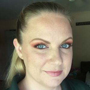 Meet your Posher, Linsey